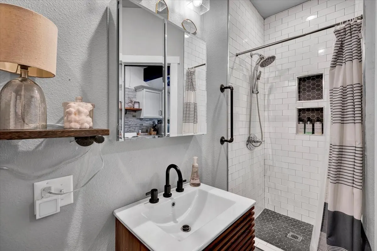 Photo 41 — 37 Firefly Lane, Carlton Landing, OK 74432