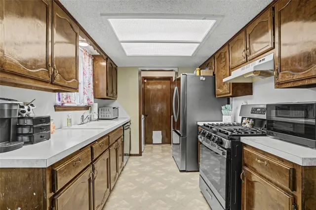 Photo 8 — 4914 S Bahama Avenue, Sand Springs, OK 74063