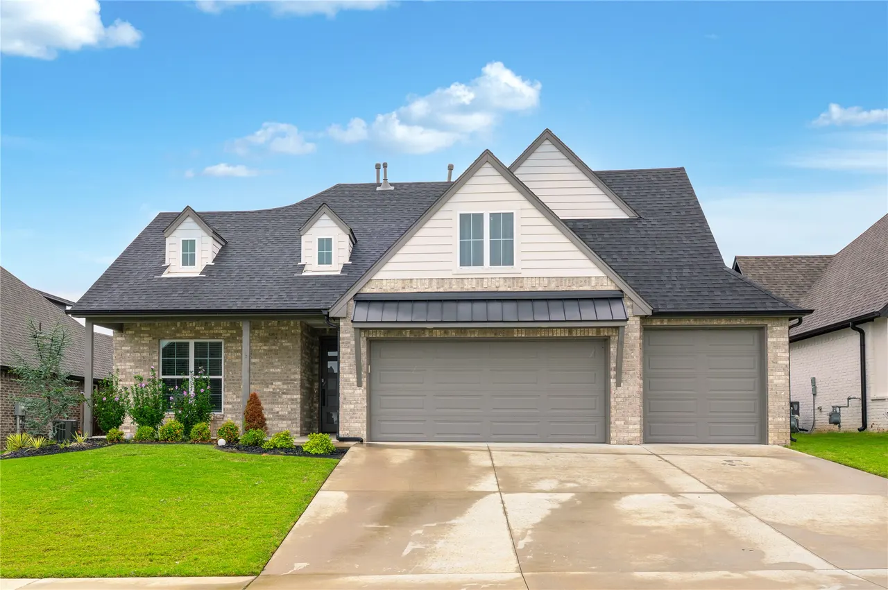 Front exterior — 13617 S 21st Place E, Bixby, OK 74008
