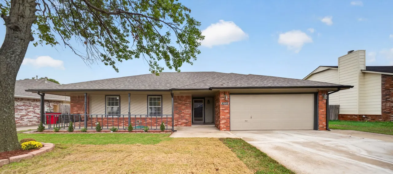 Front exterior — 8232 N 127th Avenue E, Owasso, OK 74055