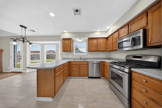 Photo 7 — 8232 N 127th Avenue E, Owasso, OK 74055