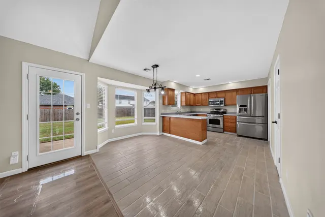 Photo 8 — 8232 N 127th Avenue E, Owasso, OK 74055