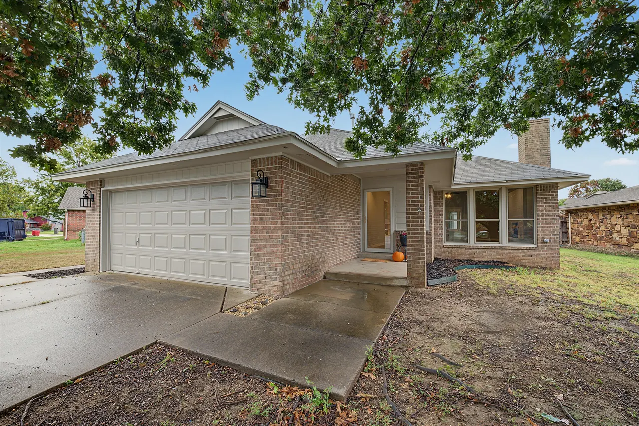 Photo 3 — 10702 E 101st Street N, Owasso, OK 74055
