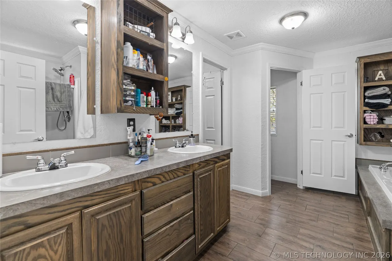 Photo 35 — 13487 Winford Road, Madill, OK 73446
