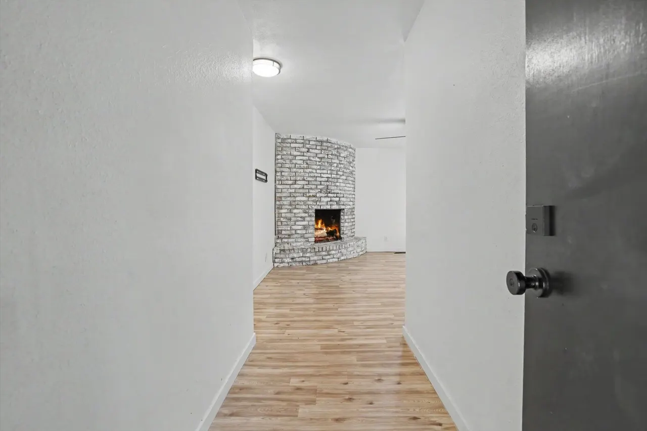 Photo 2 — 1724 S 6th Street, Broken Arrow, OK 74012