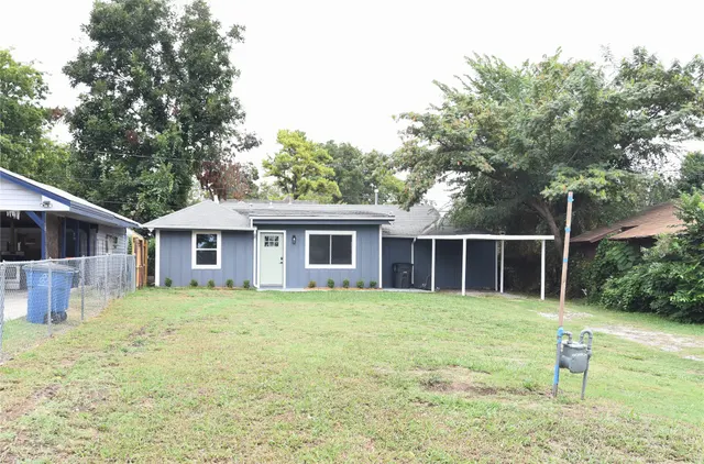 Photo 3 — 3527 E 4th Street, Tulsa, OK 74112
