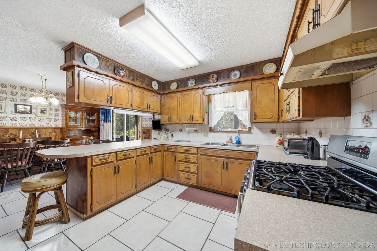 Photo 15 — 14460 W 750 Road, Tahlequah, OK 74464