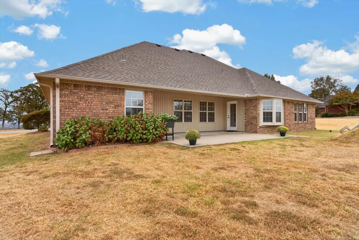 Photo 7 — 23570 Wolf Valley Road, Wister, OK 74966