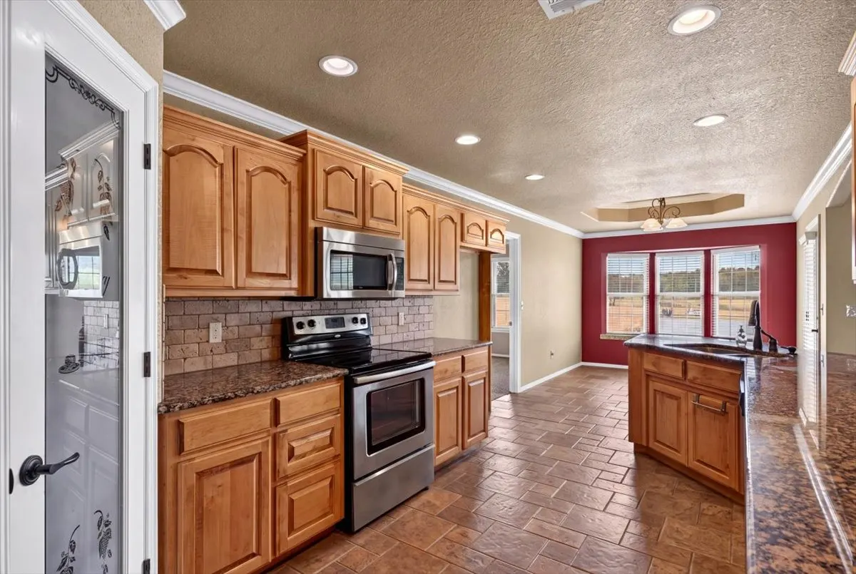 Photo 20 — 23570 Wolf Valley Road, Wister, OK 74966