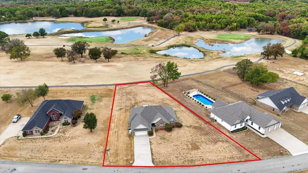 Photo 10 — 23570 Wolf Valley Road, Wister, OK 74966
