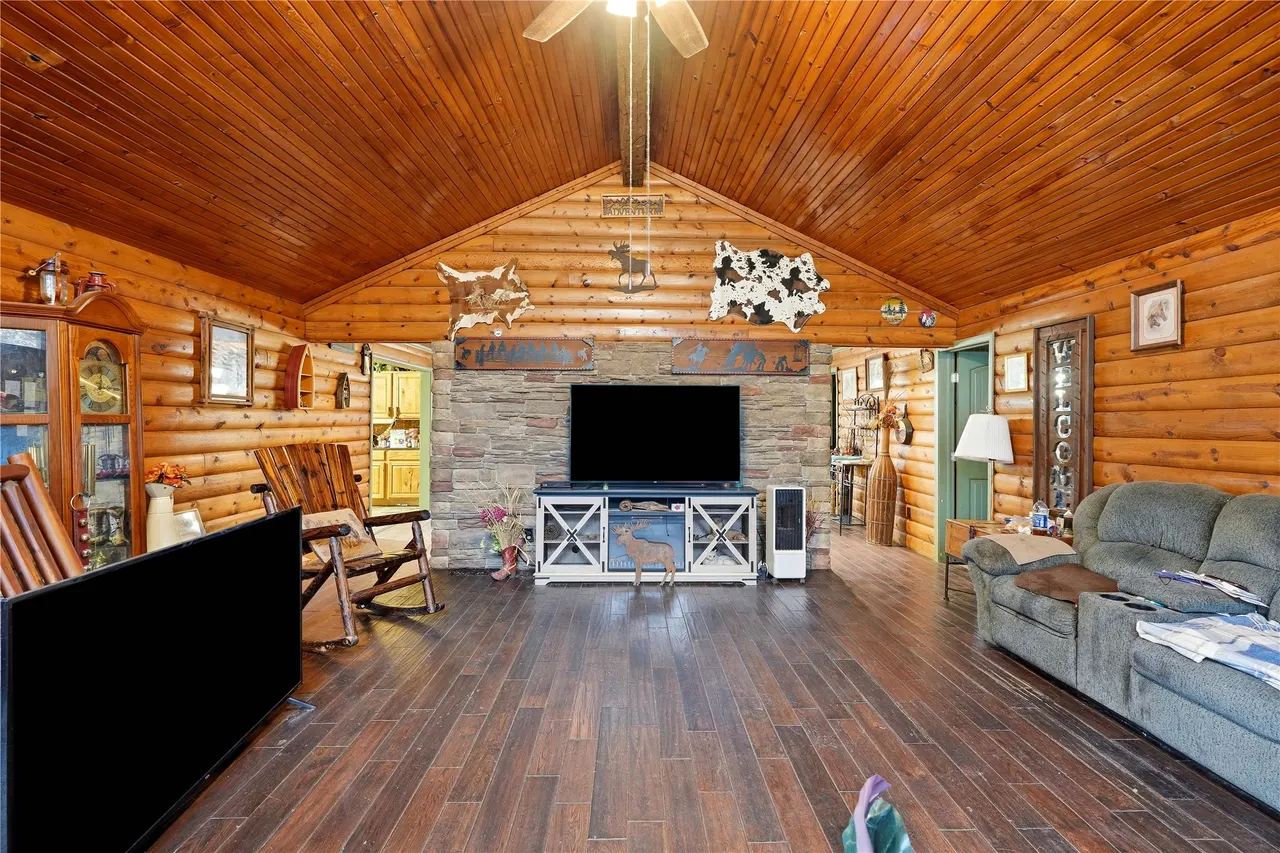 Photo 14 — 447098 E 1000 Road, Gore, OK 74435