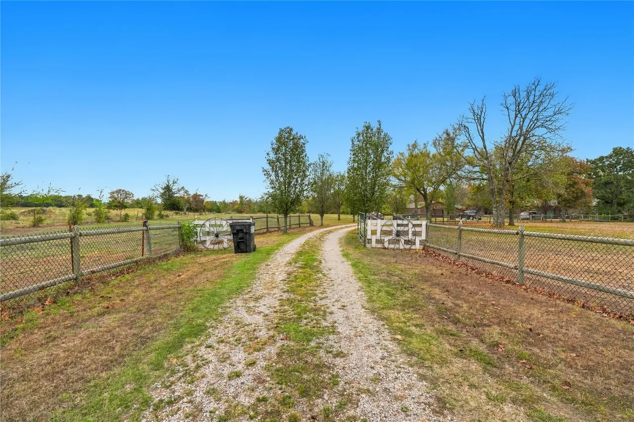 Photo 37 — 447098 E 1000 Road, Gore, OK 74435