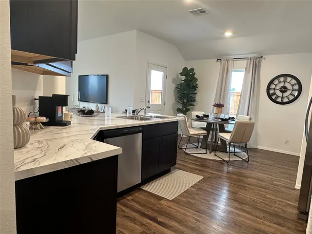 Photo 5 — 21 Sunflower Street, Bristow, OK 74010