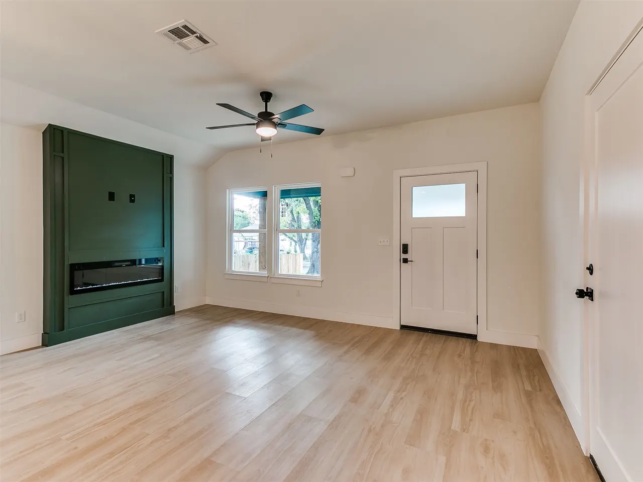 Photo 9 — 1323 N Toledo Avenue, Tulsa, OK 74115