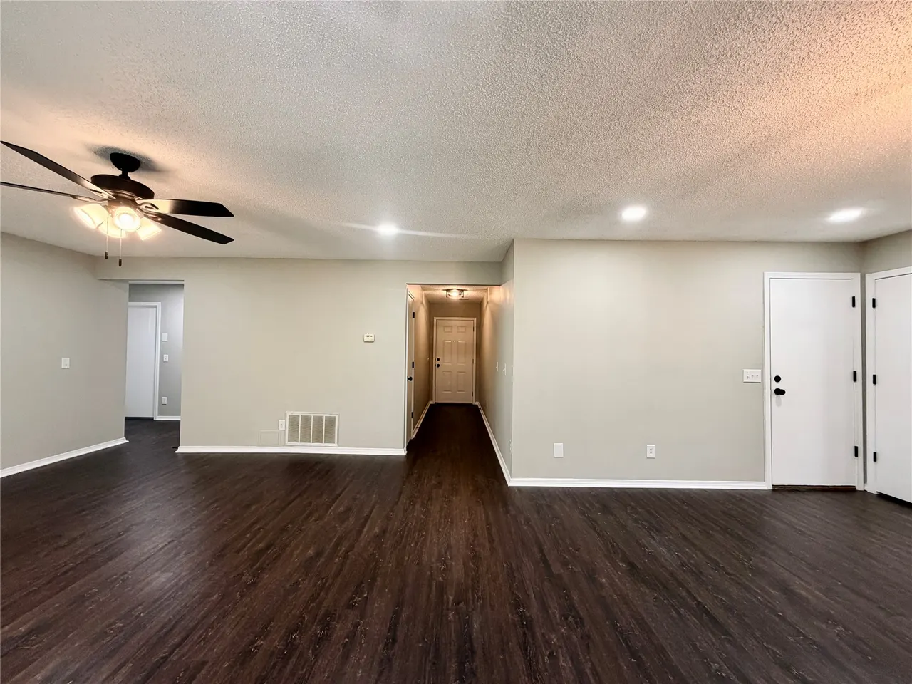 Photo 3 — 14505 S Nyssa Place, Glenpool, OK 74033