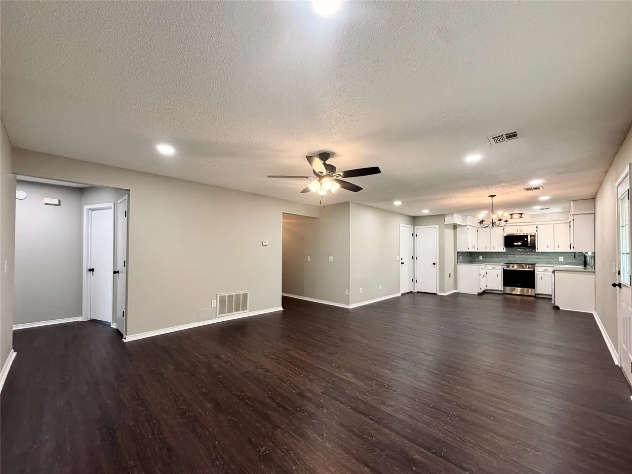 Photo 4 — 14505 S Nyssa Place, Glenpool, OK 74033