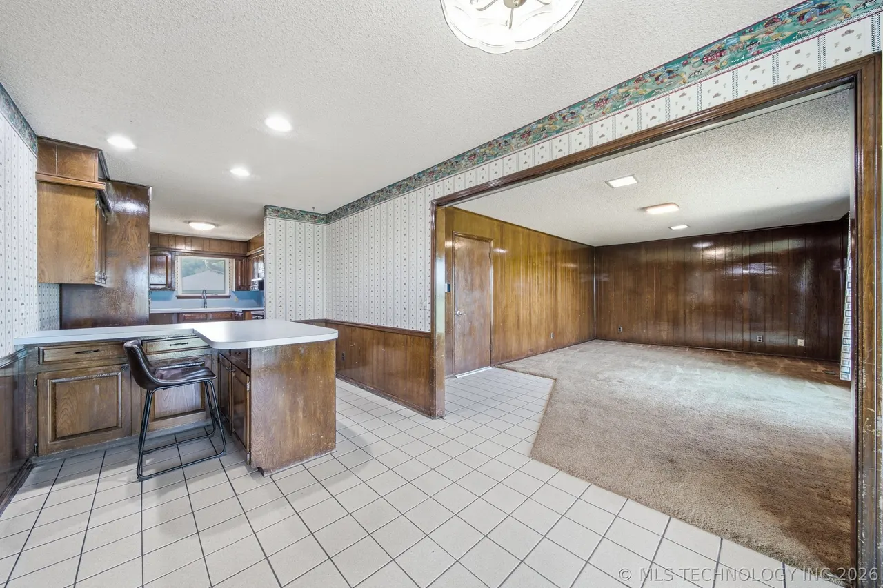 Photo 15 — 12203 S 88th EastAvenue, Bixby, OK 74008