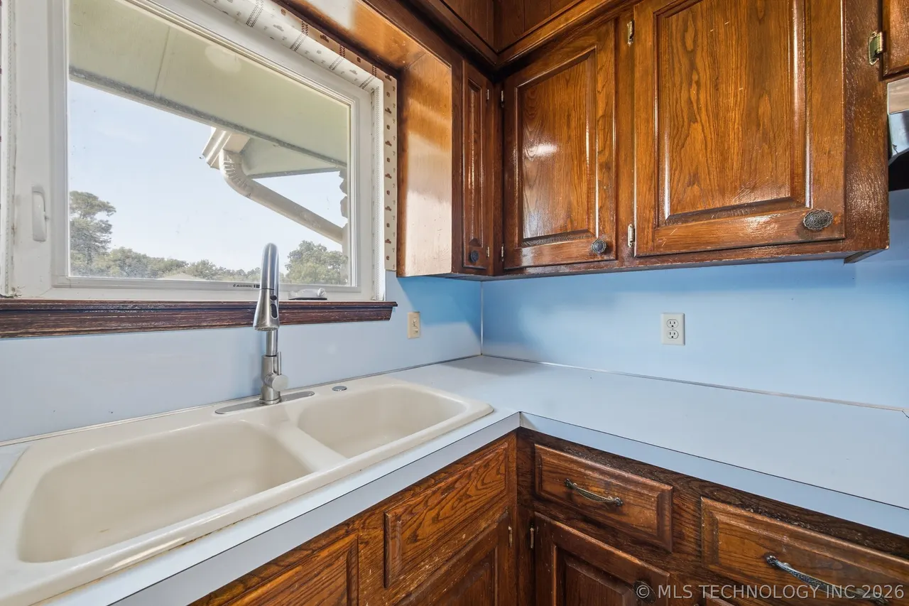 Photo 18 — 12203 S 88th EastAvenue, Bixby, OK 74008