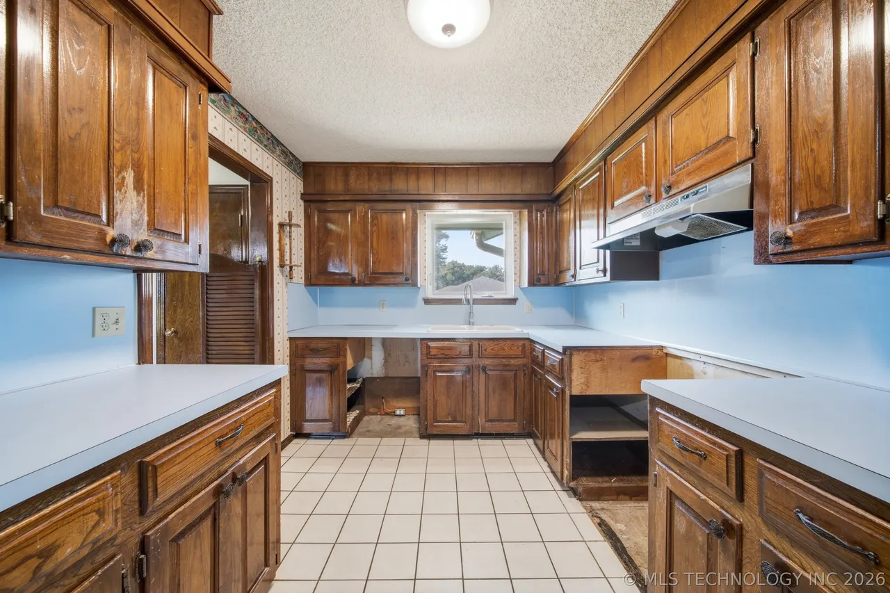 Photo 19 — 12203 S 88th EastAvenue, Bixby, OK 74008