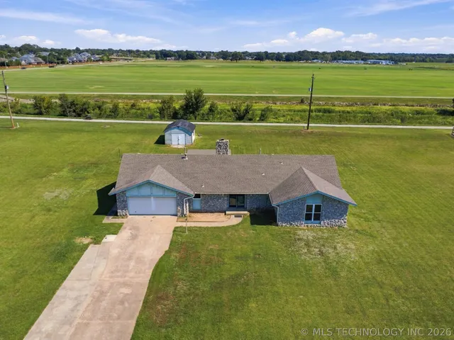 Photo 5 — 12203 S 88th EastAvenue, Bixby, OK 74008