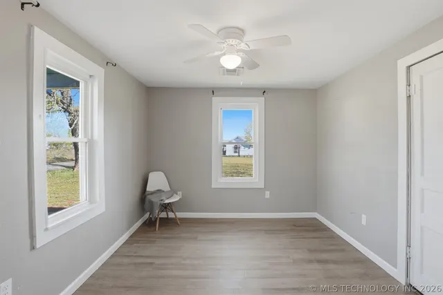 Photo 5 — 2131 N Edgewood Circle, Cushing, OK 74023