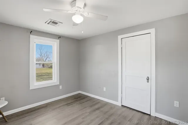 Photo 7 — 2131 N Edgewood Circle, Cushing, OK 74023