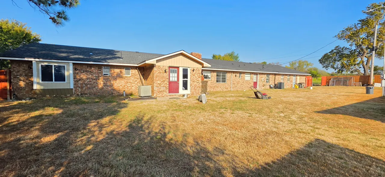 Photo 3 — 107903 S 4570 Road, Sallisaw, OK 74955