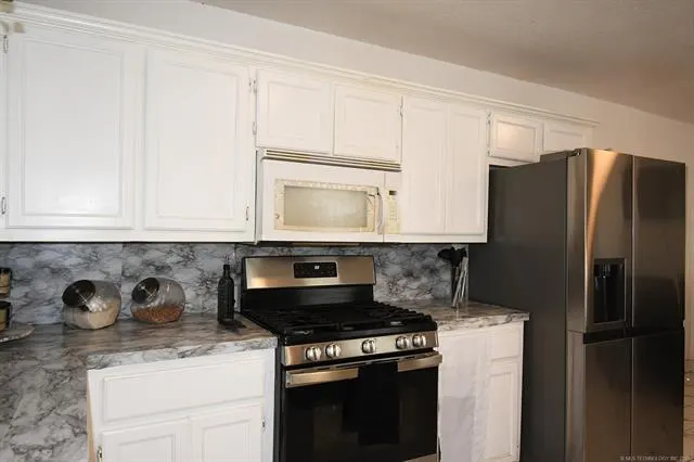 Photo 20 — 107903 S 4570 Road, Sallisaw, OK 74955