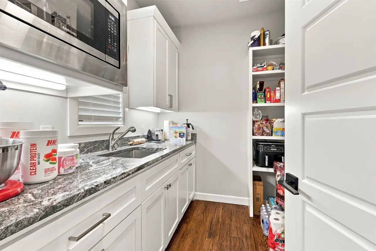 Photo 13 — 12907 S 6th Place, Jenks, OK 74037