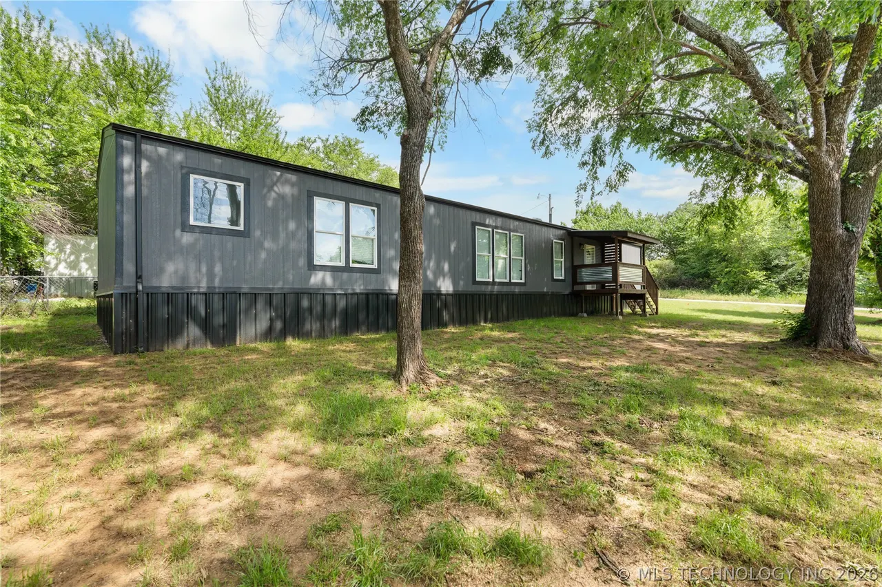 Front exterior — 2109 Hawk, Kingston, OK 73439