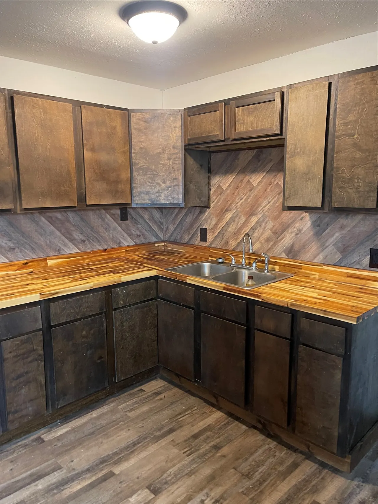 Photo 11 — 12078 S Forrest Hill Road, Atoka, OK 74525