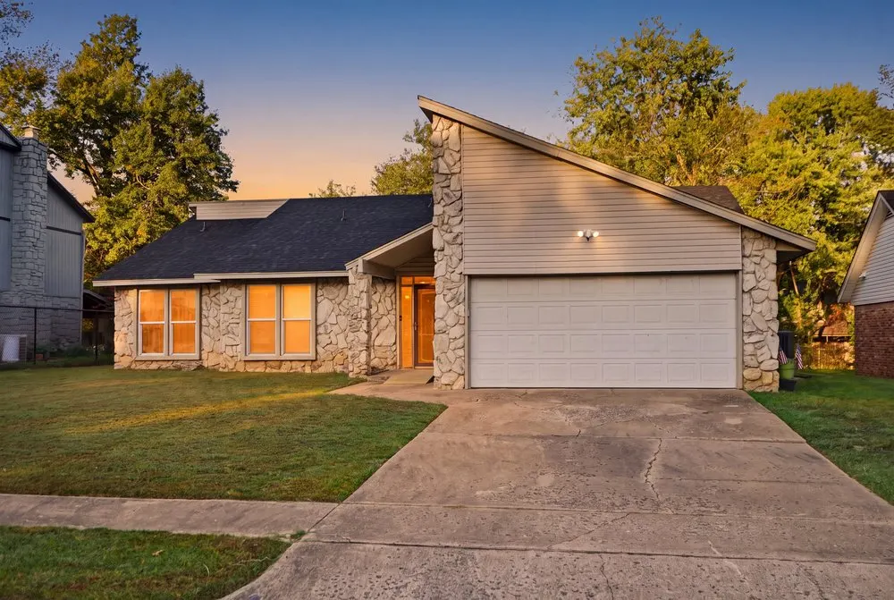 Front exterior — 2612 S Chestnut Avenue, Broken Arrow, OK 74012