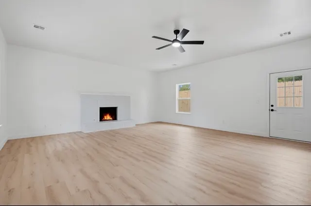 Photo 5 — 4204 S 35th West Avenue, Tulsa, OK 74107