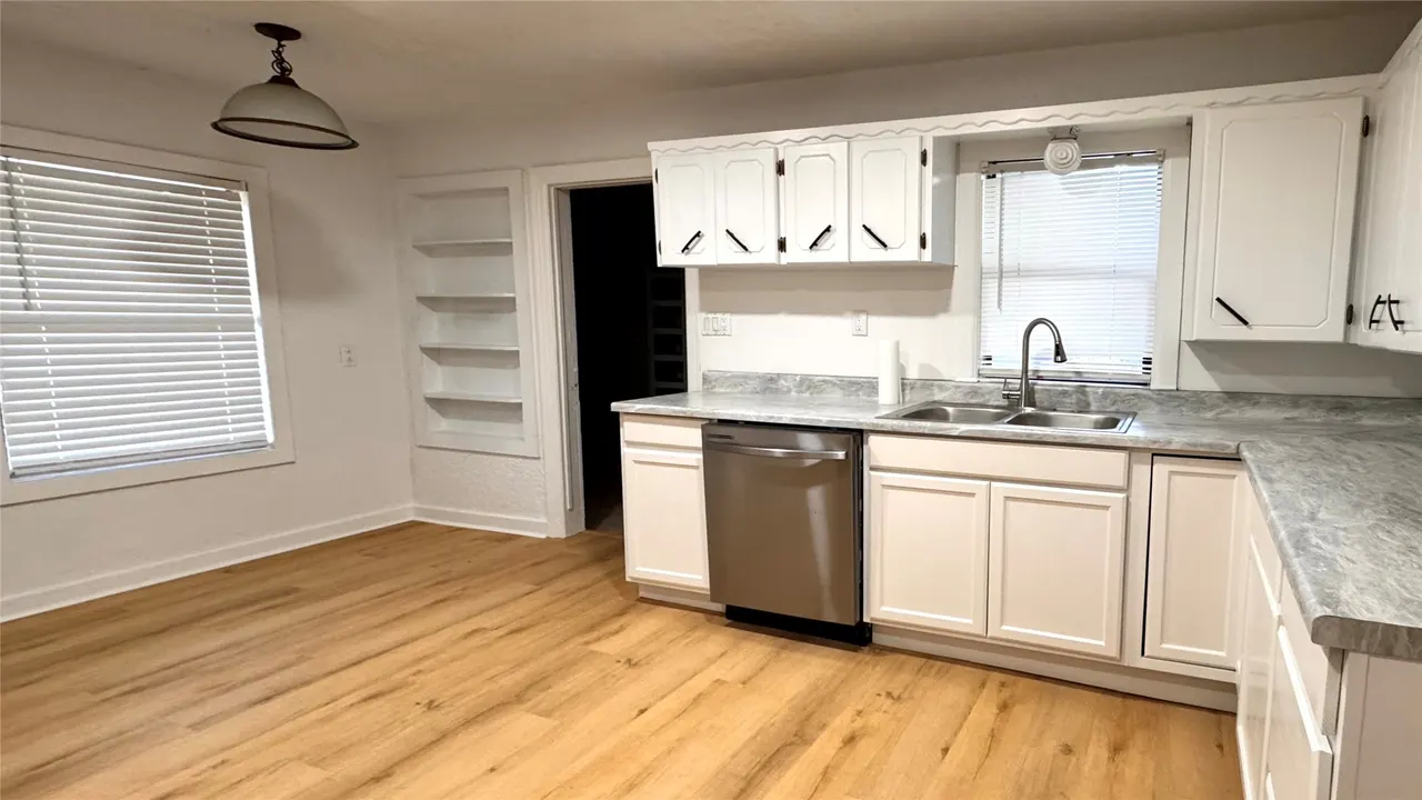 Photo 3 — 1011 W Taliaferro Street, Madill, OK 73446