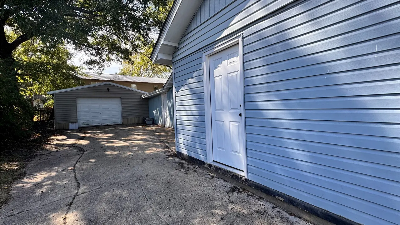 Photo 14 — 1011 W Taliaferro Street, Madill, OK 73446