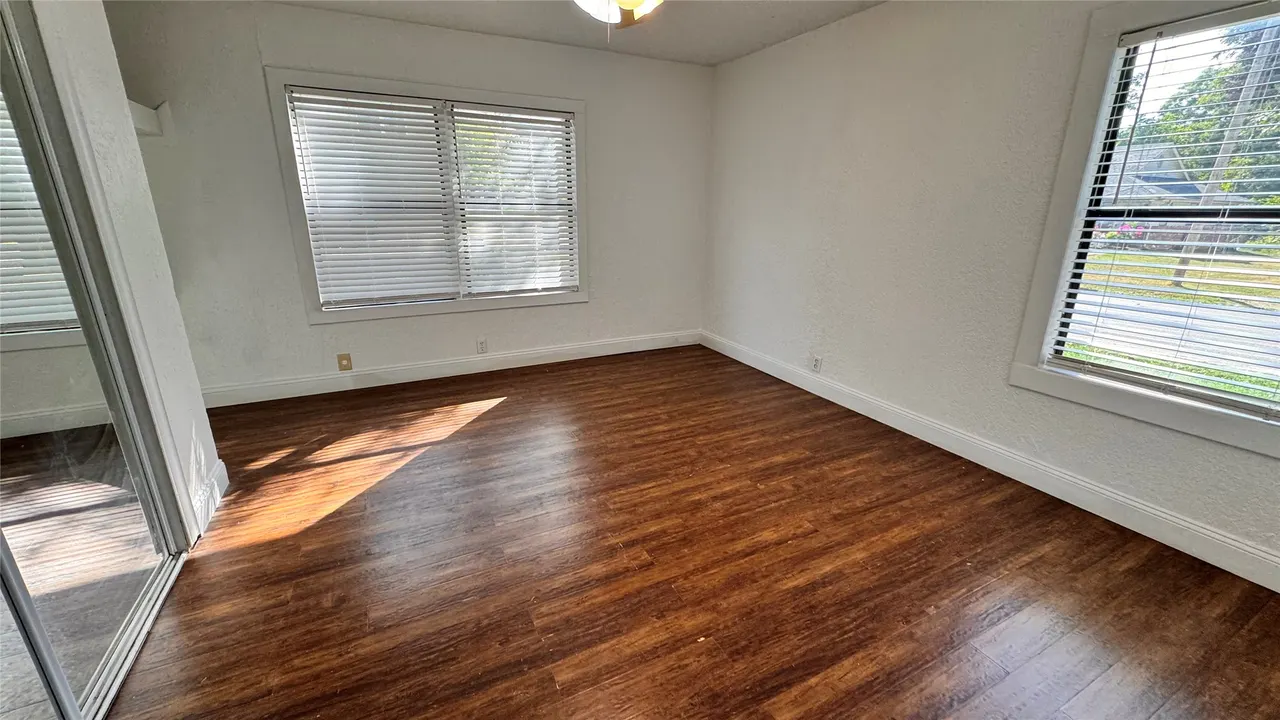 Photo 4 — 1011 W Taliaferro Street, Madill, OK 73446
