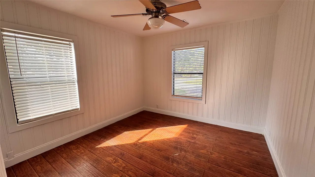 Photo 5 — 1011 W Taliaferro Street, Madill, OK 73446