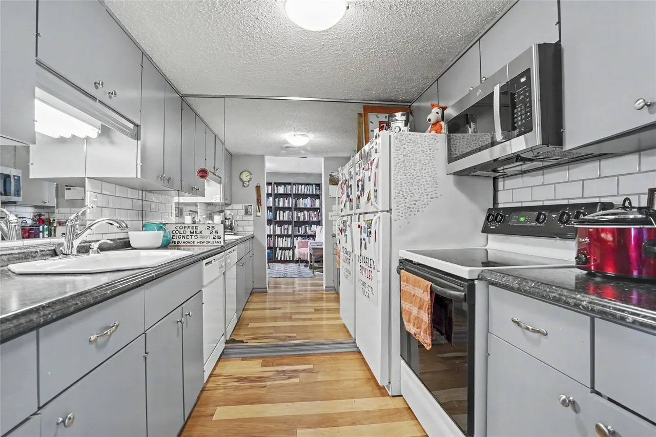 Photo 12 — 1502 S Boulder Avenue 18L, Tulsa, OK 74119