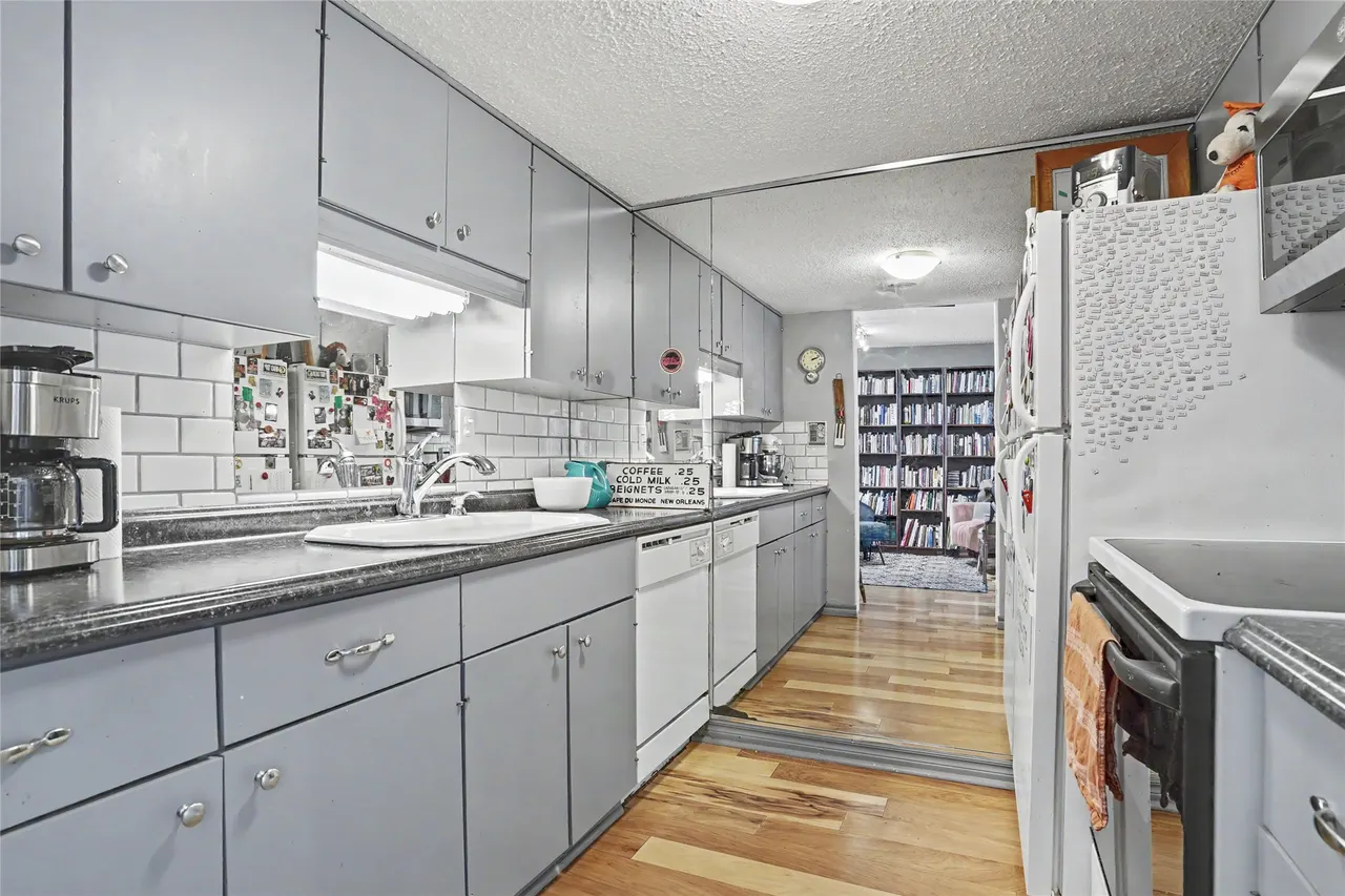 Photo 14 — 1502 S Boulder Avenue 18L, Tulsa, OK 74119
