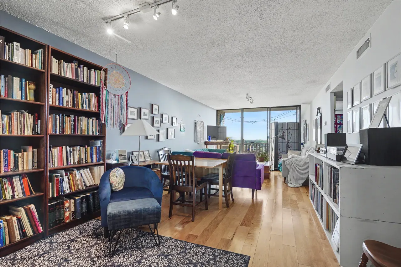 Photo 5 — 1502 S Boulder Avenue 18L, Tulsa, OK 74119