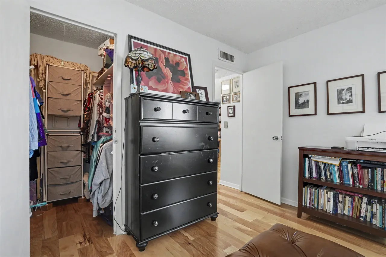 Photo 19 — 1502 S Boulder Avenue 18L, Tulsa, OK 74119