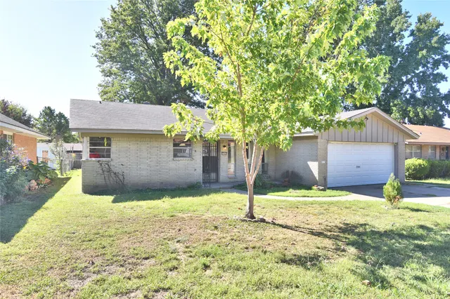 Photo 2 — 11020 E 17th Street N, Tulsa, OK 74128