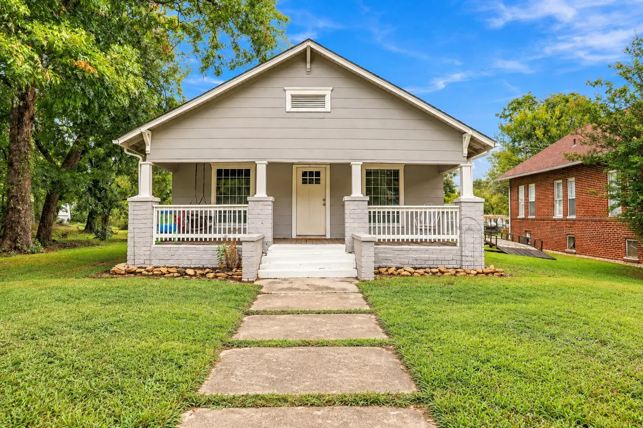 Front exterior — 307 W Main Street, Haskell, OK 74436
