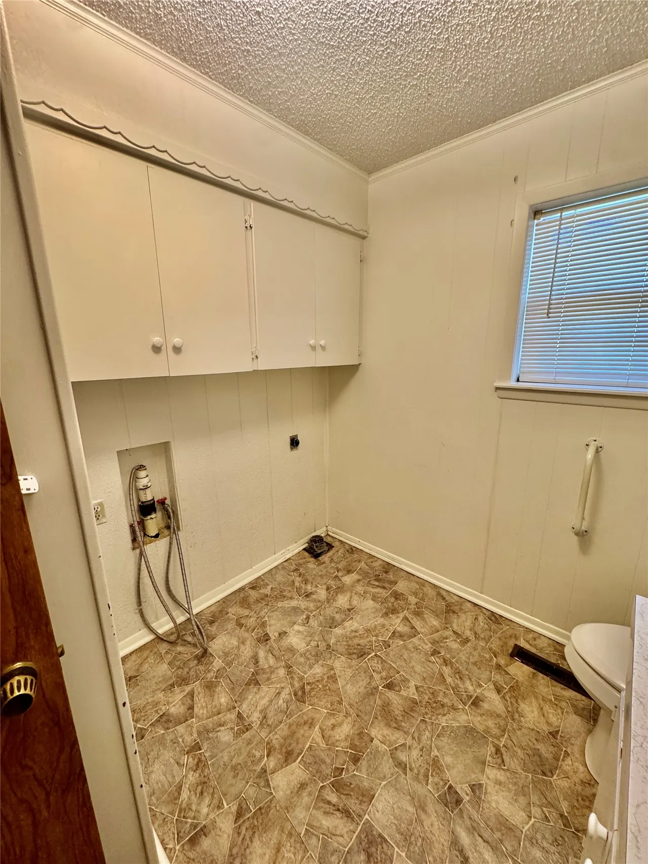 Photo 15 — 613 E Cherokee, Marietta, OK 73448