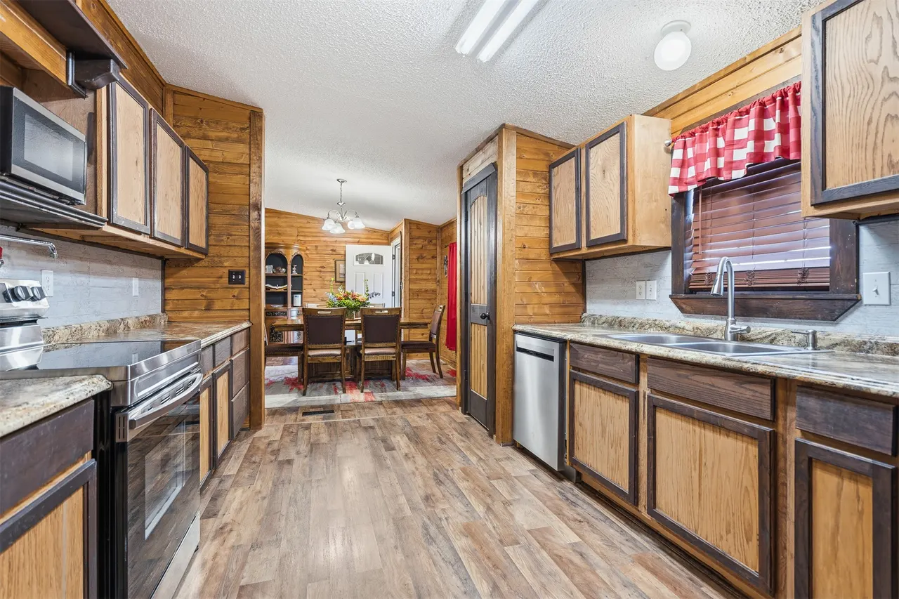 Photo 13 — 23066 Pettijohn Springs, Madill, OK 73446