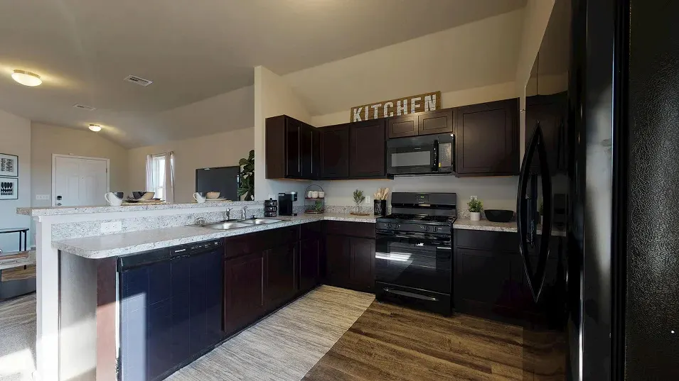 Photo 7 — 19 Sunflower Street, Bristow, OK 74010