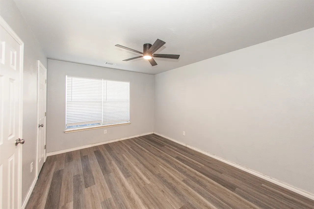 Photo 32 — 5920 S 32nd Avenue W, Tulsa, OK 74107