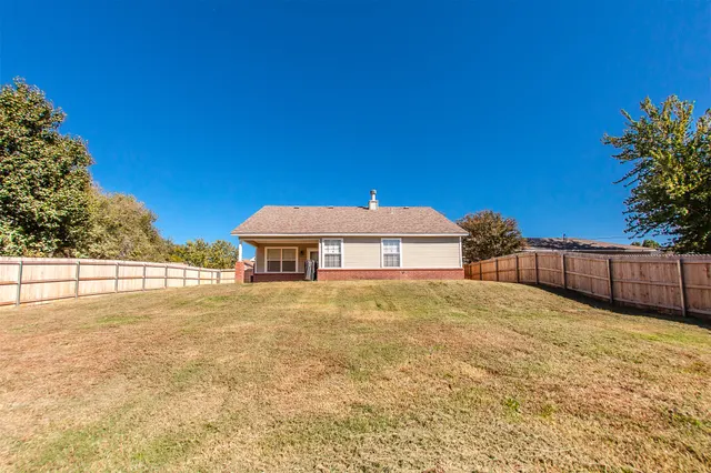 Photo 7 — 5920 S 32nd Avenue W, Tulsa, OK 74107