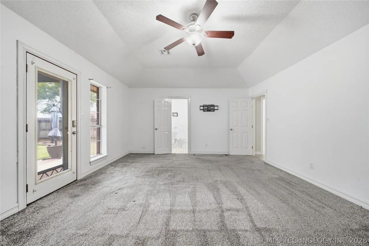Photo 13 — 7721 N 132nd EastAvenue, Owasso, OK 74055