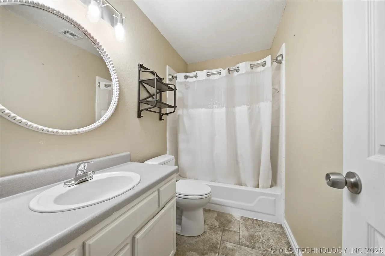 Photo 17 — 7721 N 132nd EastAvenue, Owasso, OK 74055